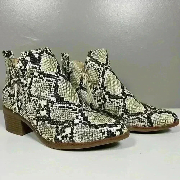 MIA Side Zip Snake Print Chunky Heel Ankle Boots Booties White Black Women 6.5 - Picture 11 of 13